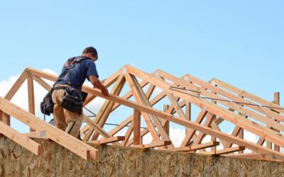 Charpentier à Poitiers : charpente traditionnelle ou charpente à fermette, quelle est la meilleure option pour votre projet de construction ?